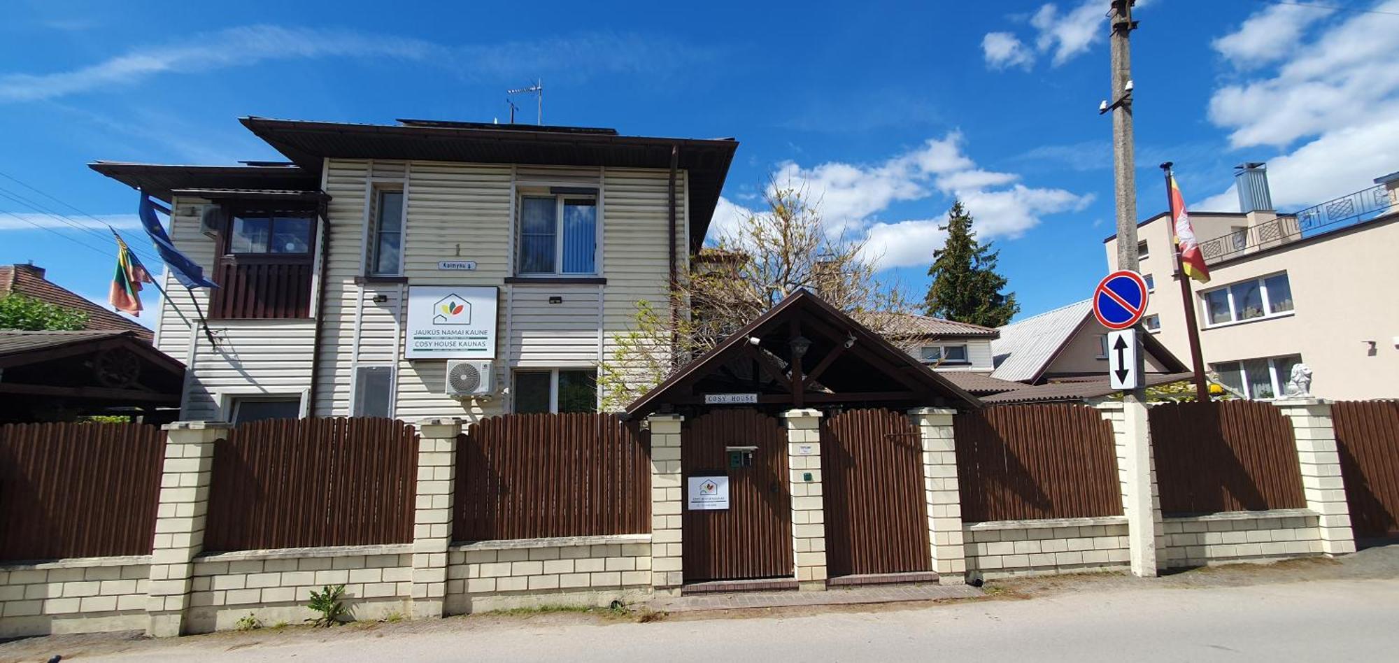 Aparthotel 3 ,, Cosy House Studio" & Parking Kaunas Bagian luar foto